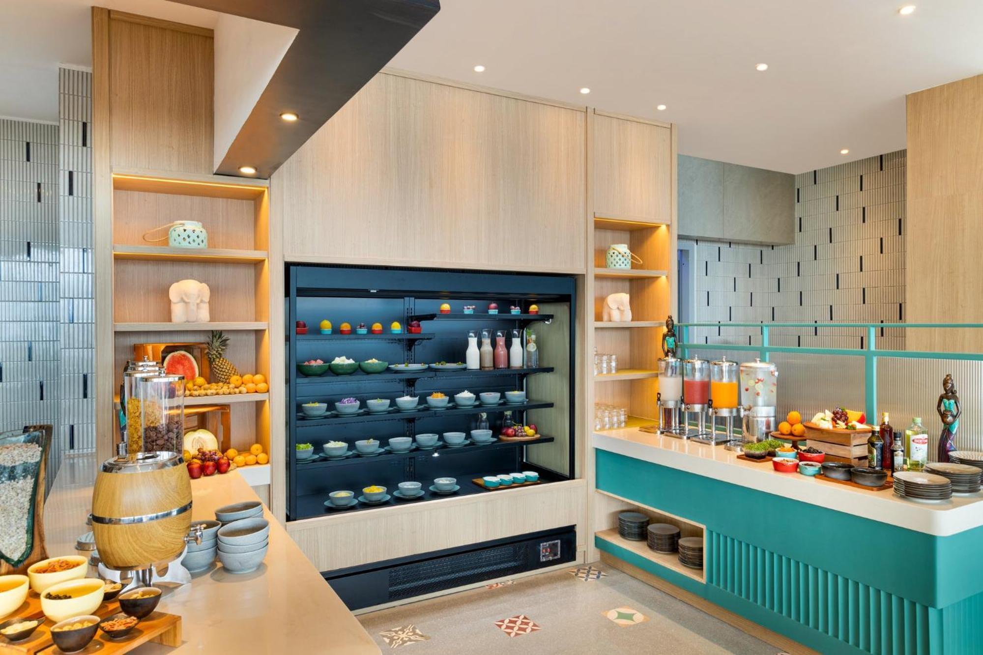 Holiday Inn Lampung Bukit Randu By Ihg Bandar Lampung Ngoại thất bức ảnh