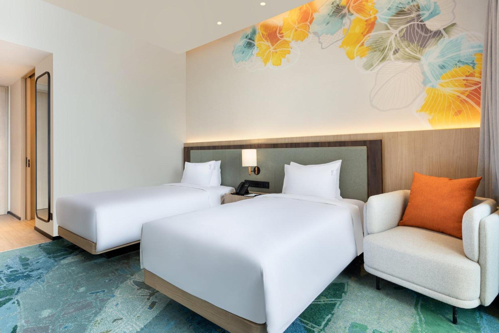 Holiday Inn Lampung Bukit Randu By Ihg Bandar Lampung Ngoại thất bức ảnh