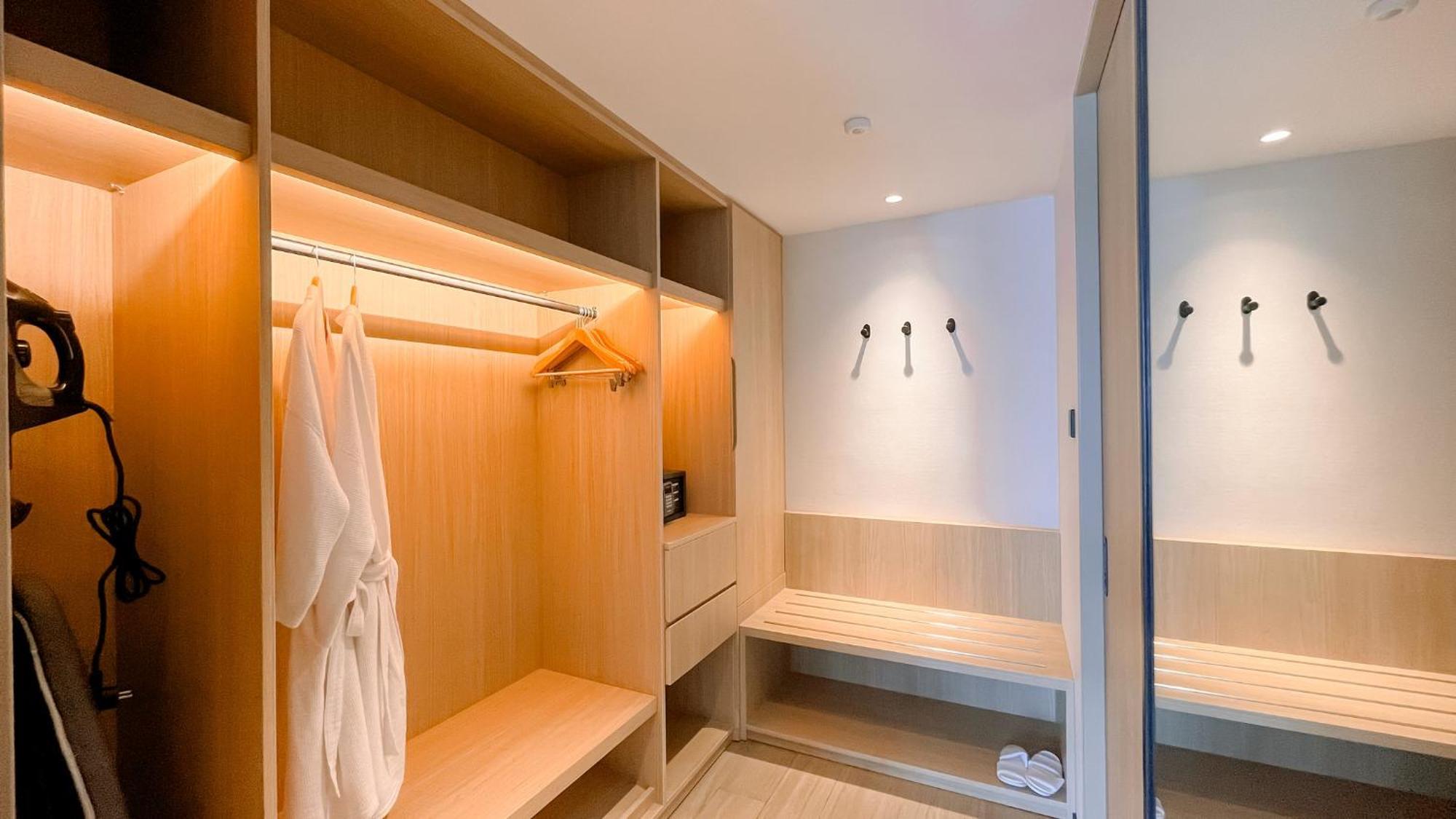 Holiday Inn Lampung Bukit Randu By Ihg Bandar Lampung Ngoại thất bức ảnh